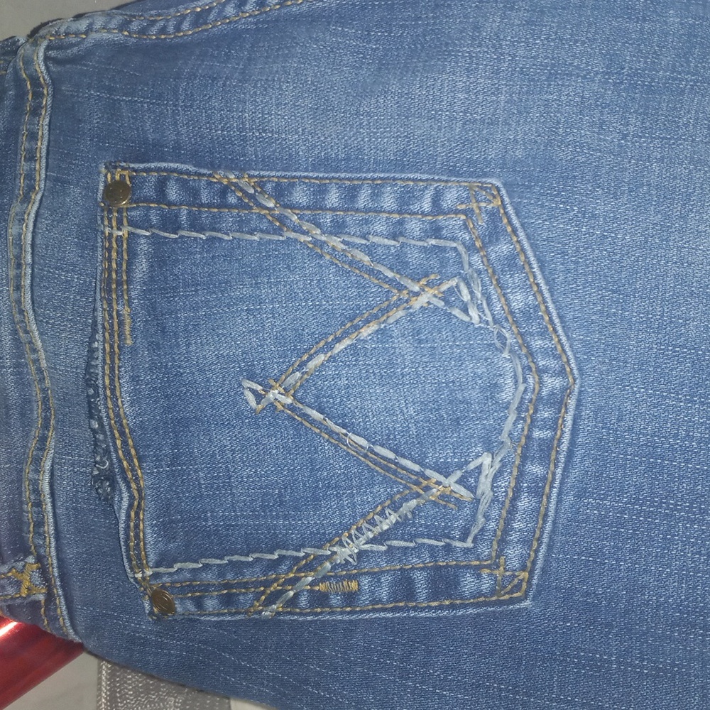 ♥️ WOMEN'S WRANGLER RETRO BOOTCUT JEANS - Picture 2 of 5